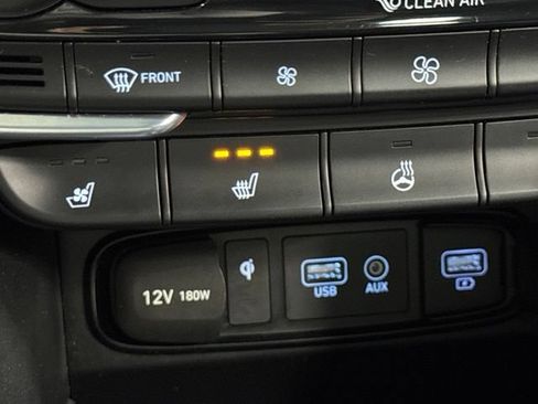 Used 2019 Hyundai Santa Fe FWD image 7
