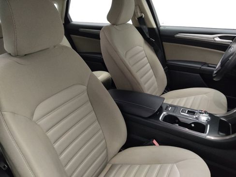 Used 2017 Ford Fusion S image 21