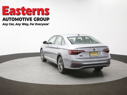 Used 2024 Volkswagen Jetta SE FWD image 64
