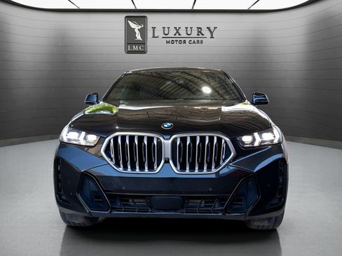 Used 2025 BMW X6 xDrive40i AWD/4WD image 3