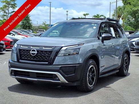 Used 2024 Nissan Pathfinder Rock Creek AWD/4WD image 3