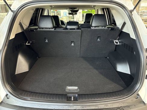 Used 2023 Kia Seltos S image 22