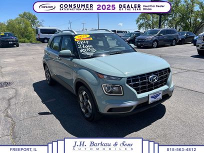 Used 2025 Hyundai Venue SEL