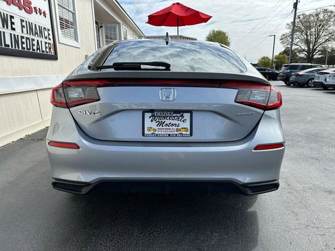 Used 2025 Honda Civic Sport image 5