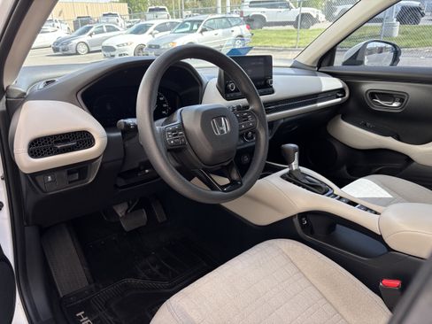 Certified 2023 Honda HR-V LX image 13