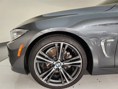 Used 2018 BMW 430i Convertible image 10