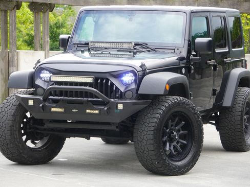 Used 2016 Jeep Wrangler Unlimited Sport w/ Quick Order Package 24S AWD/4WD image 5