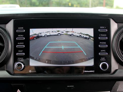 Used 2022 Toyota Tacoma SR image 28