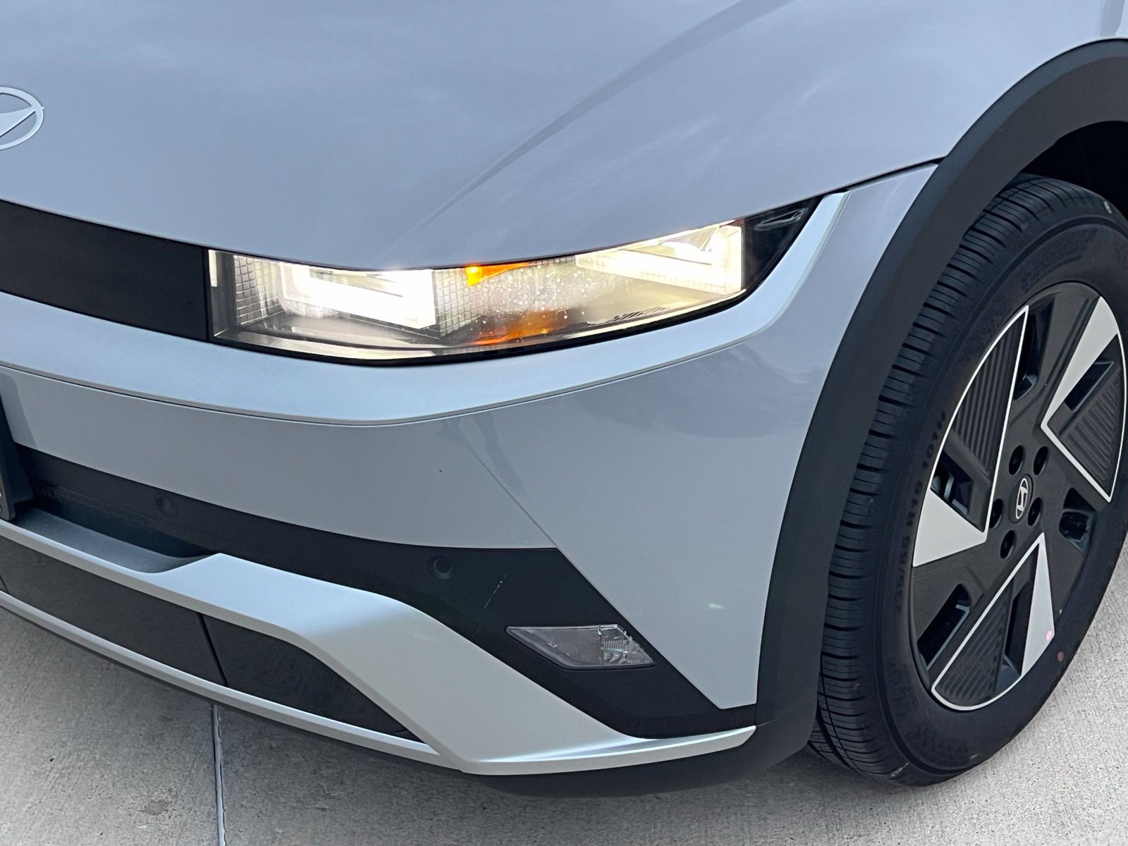 New 2027 Hyundai Ioniq 5 SEL RWD image 4