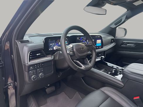 Used 2025 Chevrolet Tahoe Z71 image 26