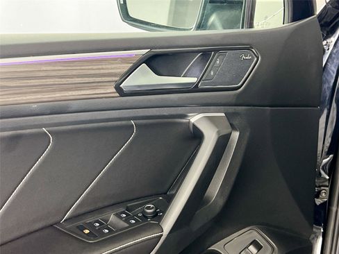 Used 2024 Volkswagen Tiguan SEL R-Line image 18