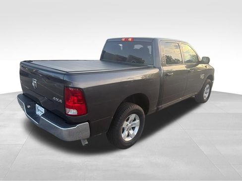 Used 2022 RAM 1500 Classic SLT AWD/4WD image 5