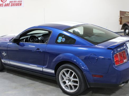 Used 2007 Ford Mustang Shelby GT500 RWD image 17