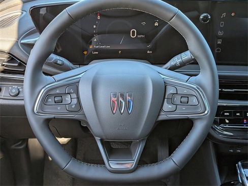 New 2026 Buick Envista Avenir image 10