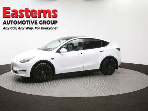 Used 2021 Tesla Model Y Long Range AWD/4WD image 52