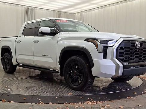 Used 2022 Toyota Tundra Limited w/ TRD Off-Road Package image 5