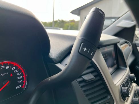 Used 2015 GMC Yukon Denali w/ Open Road Package image 23