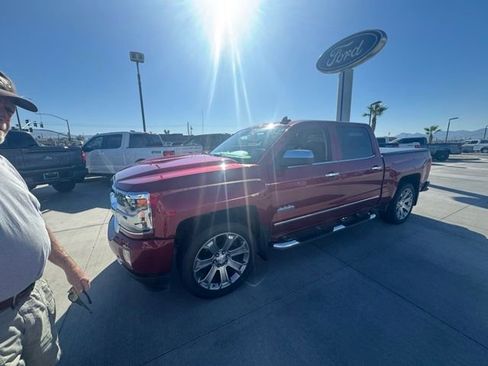Used 2018 Chevrolet Silverado 1500 High Country image 1