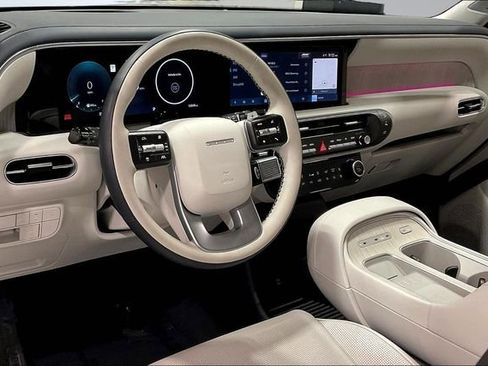 Used 2026 Hyundai Palisade Calligraphy AWD/4WD image 16