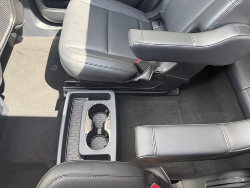 New 2026 Lincoln Aviator AWD image 22
