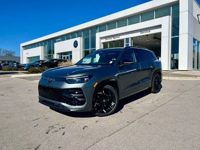 New 2026 Volkswagen Tiguan SE R-Line