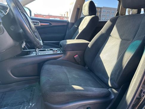 Used 2015 Nissan Pathfinder SV w/ Trailer Tow Package image 14