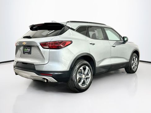 Used 2024 Chevrolet Blazer LT w/ Convenience Package AWD/4WD image 9