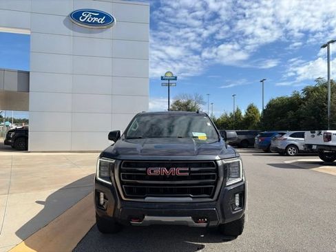 Used 2021 GMC Yukon AT4 w/ Technology Package AWD/4WD image 8