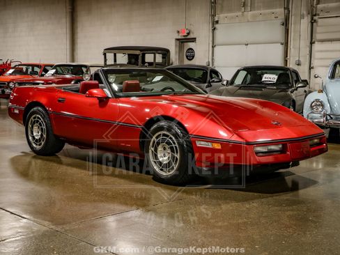 Used 1986 Chevrolet Corvette Convertible image 13