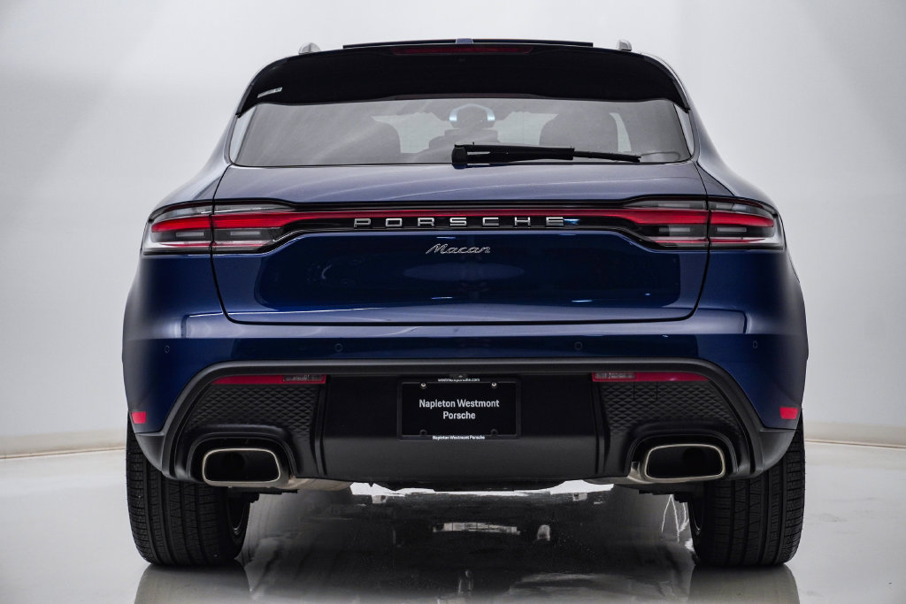 Certified 2026 Porsche Macan AWD/4WD image 10