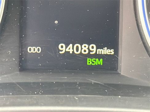 Used 2018 Toyota Highlander XLE image 28