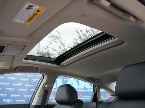 Used 2025 Honda Accord Touring image 16