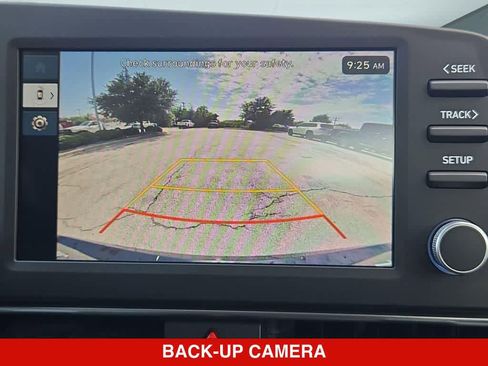 Used 2026 Hyundai Elantra Hybrid FWD image 27