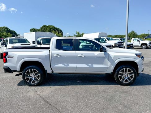Certified 2023 Chevrolet Colorado Z71 w/ Z71 Convenience Package 2 AWD/4WD image 8