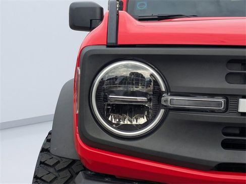 Used 2023 Ford Bronco Black Diamond image 8