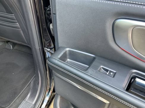 Used 2025 Ford Expedition Max Platinum AWD/4WD image 40