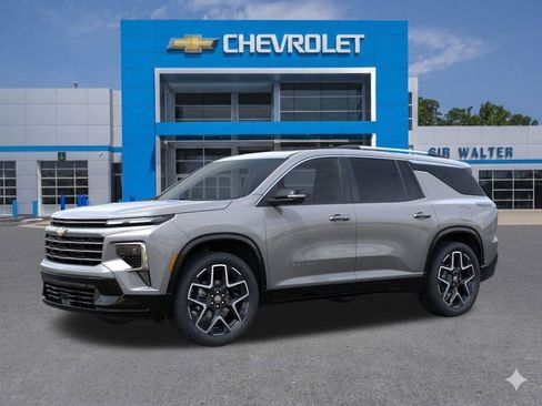 New 2026 Chevrolet Traverse High Country image 3