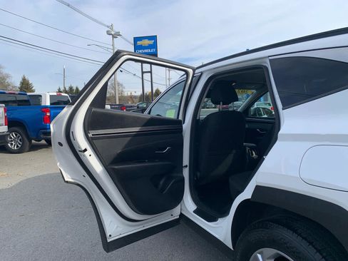 Used 2023 Hyundai Tucson SEL image 32