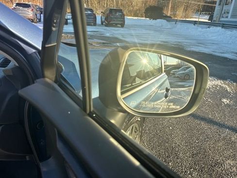 Used 2022 Subaru Forester Premium image 34