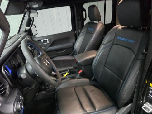 Used 2024 Jeep Wrangler Unlimited Rubicon 4xe w/ Convenience Group image 16