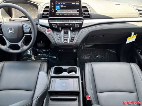 Used 2026 Honda Odyssey EX-L image 17