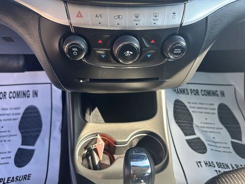 Used 2017 Dodge Journey SE FWD image 16