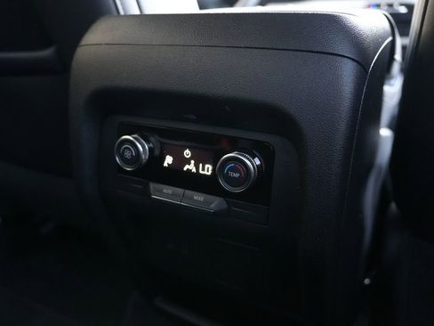 Used 2026 Buick Enclave Sport Touring image 21