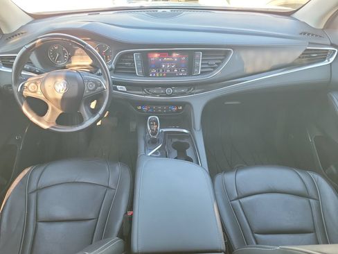 Used 2021 Buick Enclave Avenir w/ Avenir Technology Package AWD/4WD image 11