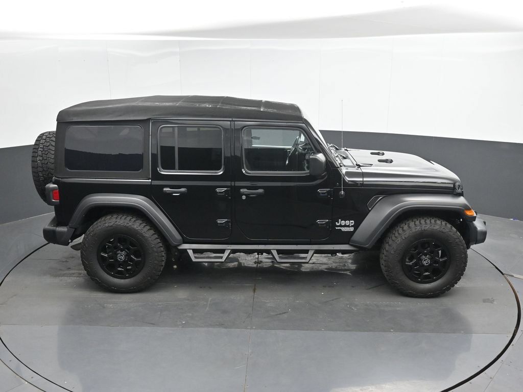Used 2020 Jeep Wrangler Unlimited Sport S AWD/4WD image 32
