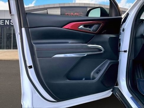 Certified 2024 Chevrolet Traverse Z71 image 18