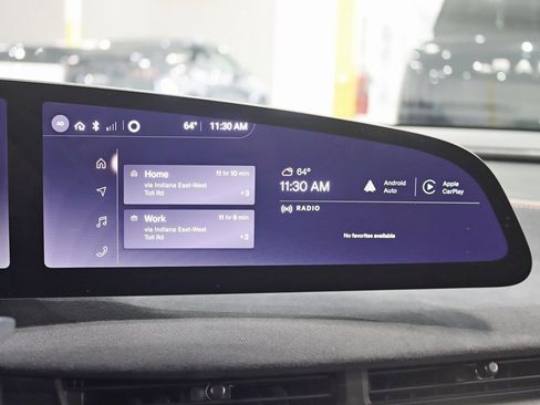 Used 2022 Lucid Air Grand Touring image 24