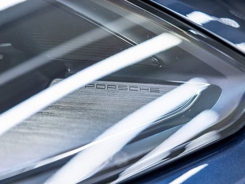 Certified 2025 Porsche Cayenne E-Hybrid AWD/4WD image 14