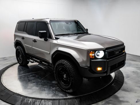 Used 2024 Toyota Land Cruiser image 21