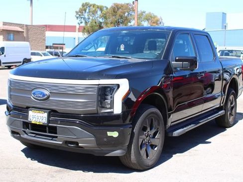 Used 2022 Ford F150 Lightning Lariat AWD/4WD image 5